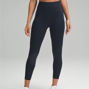 Lululemon Base Pace High-Rise Tight 25" in True Navy Size 4